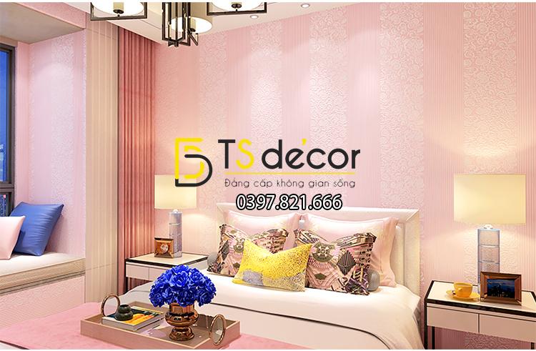 Giấy dán tường 3d hoa văn sọc dọc dập nổi màu hồng