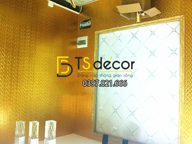 Giấy dán tường khảm vàng bạc màu vàng óng ánh 3D182 trang trí quán bar
