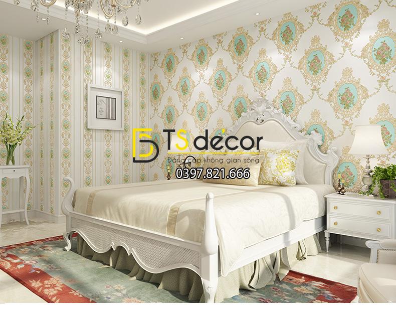 Giấy dán tường cổ điển hoa dập nổi 3D105 màu trắng trong phòng ngủ