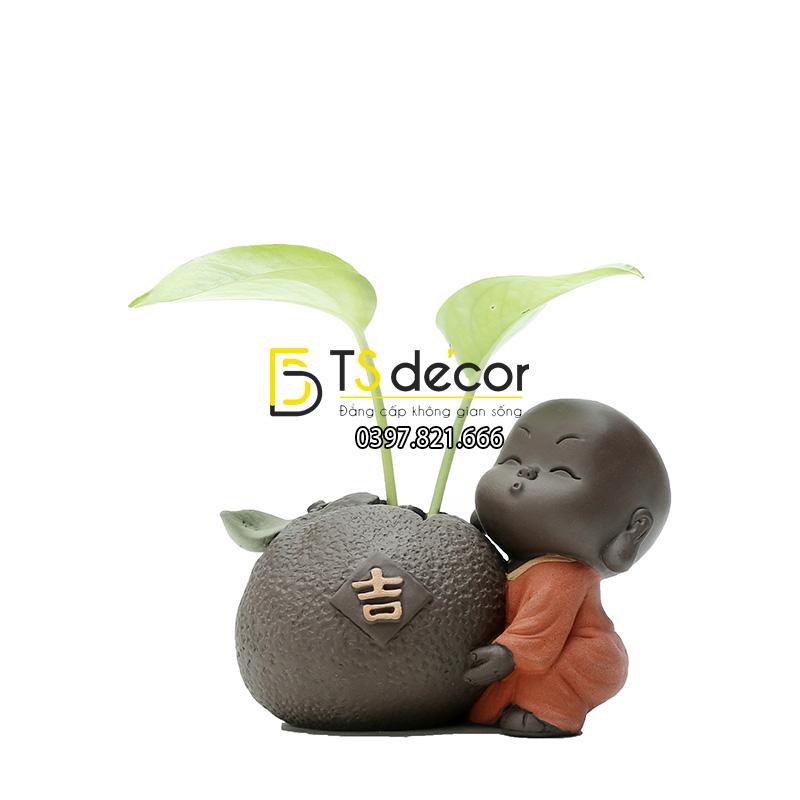 Tượng nhà sư nhỏ dễ thương DTT04