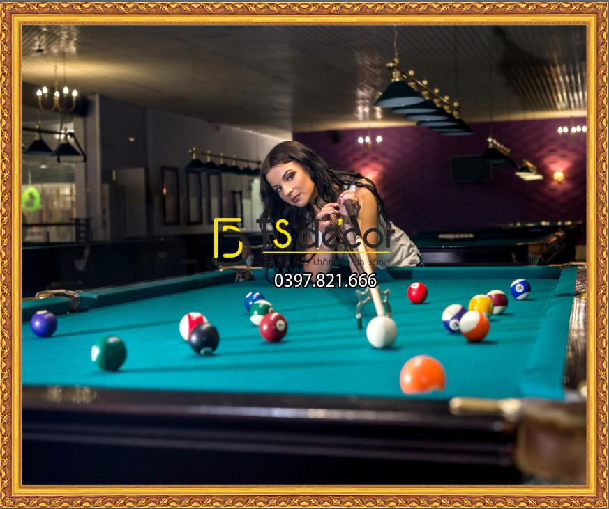 Tranh dán tường Hot Girl bao ngầu khi chơi Bida