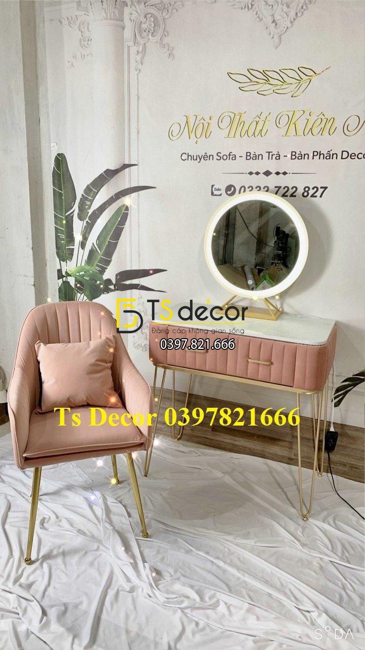 Phông Nền Livestream Chụp Ảnh Phào Chỉ Tân Cổ Điển Có Cây 3D 5D Mã P297